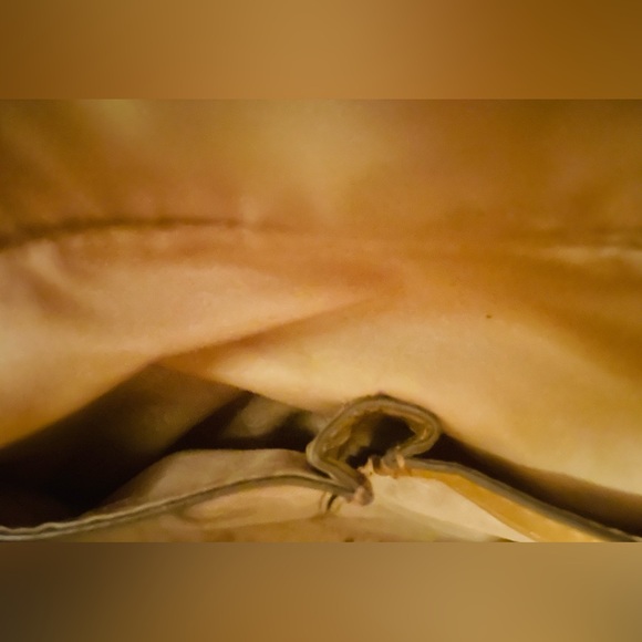 Nine West Reana Medium Tote Handbag
Khaki Milk - Picture 7 of 8